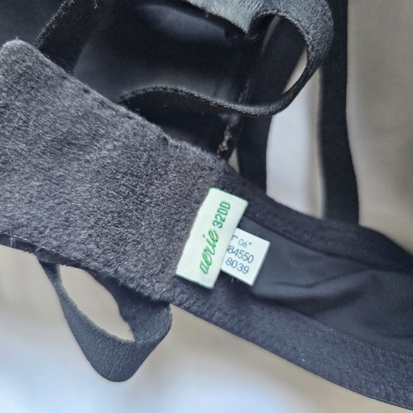 Aerie Wireless Bra - Picture 2 of 2